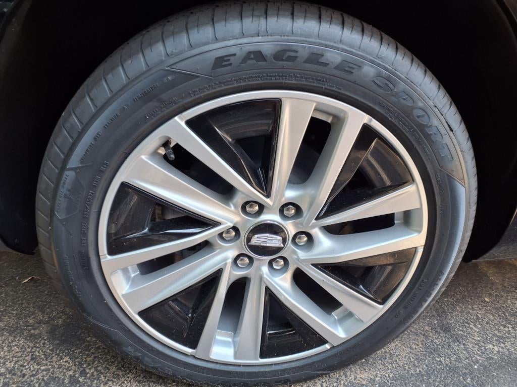 2026 Cadillac VISTIQ Luxury