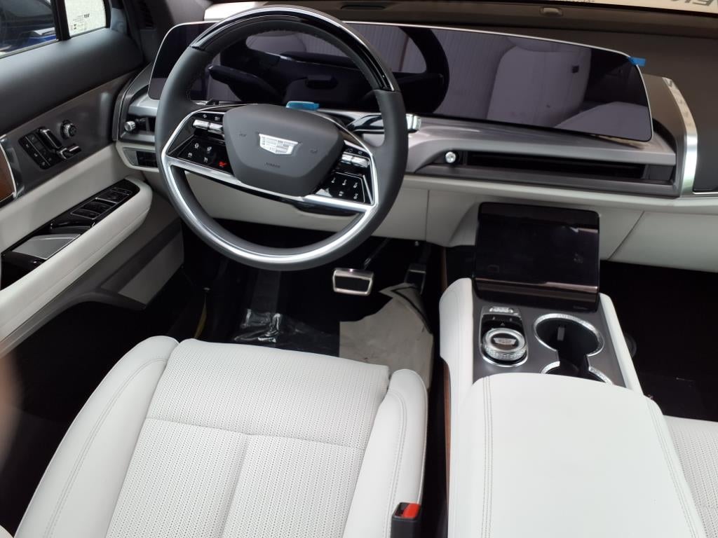 2026 Cadillac VISTIQ Sport