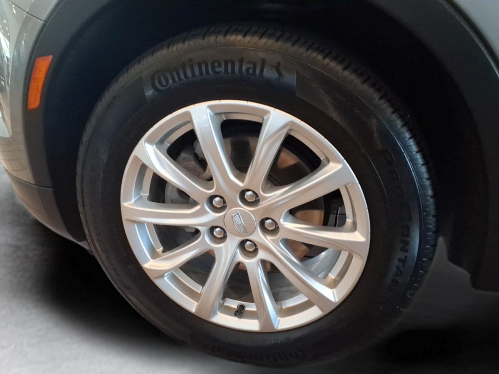 2023 Cadillac XT4 AWD Luxury