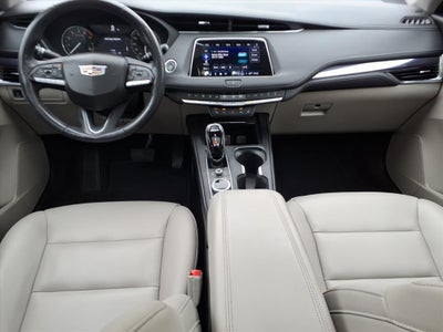 2022 Cadillac XT4 Luxury