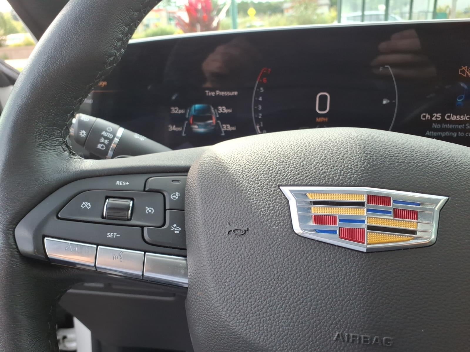 2024 Cadillac XT4 Premium Luxury