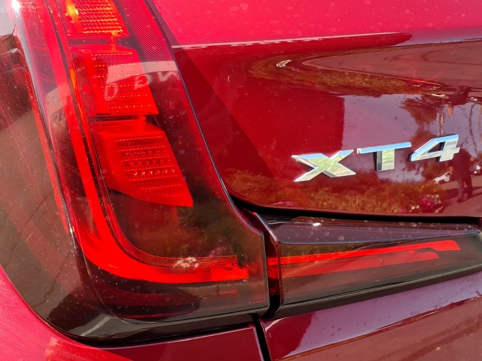 2023 Cadillac XT4 Premium Luxury
