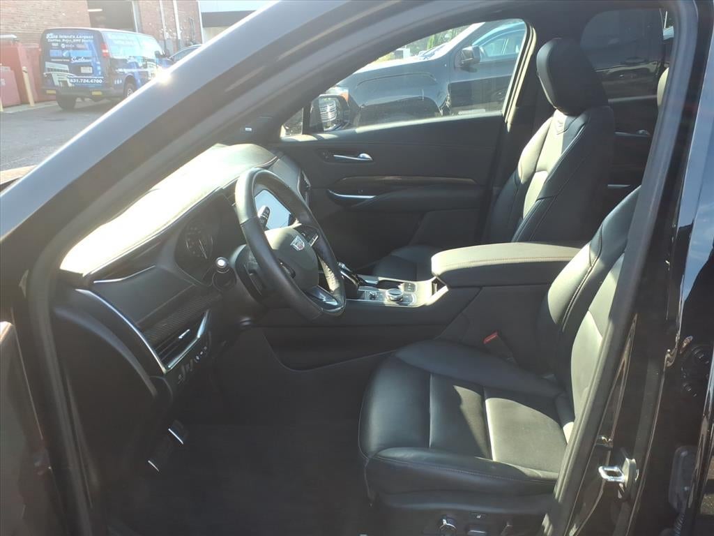 2023 Cadillac XT4 Sport