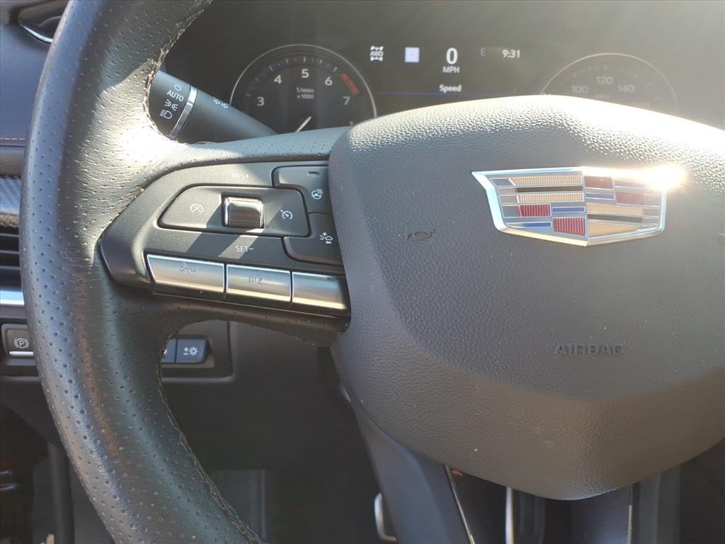 2023 Cadillac XT4 Sport