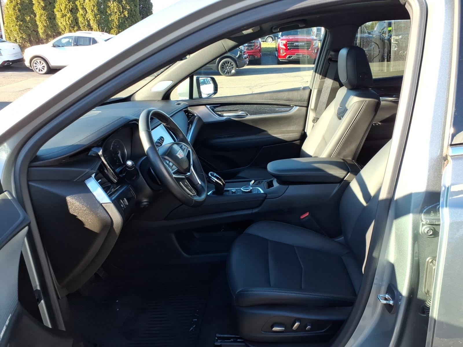 2023 Cadillac XT5 Premium Luxury