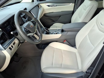 2022 Cadillac XT5 Premium Luxury