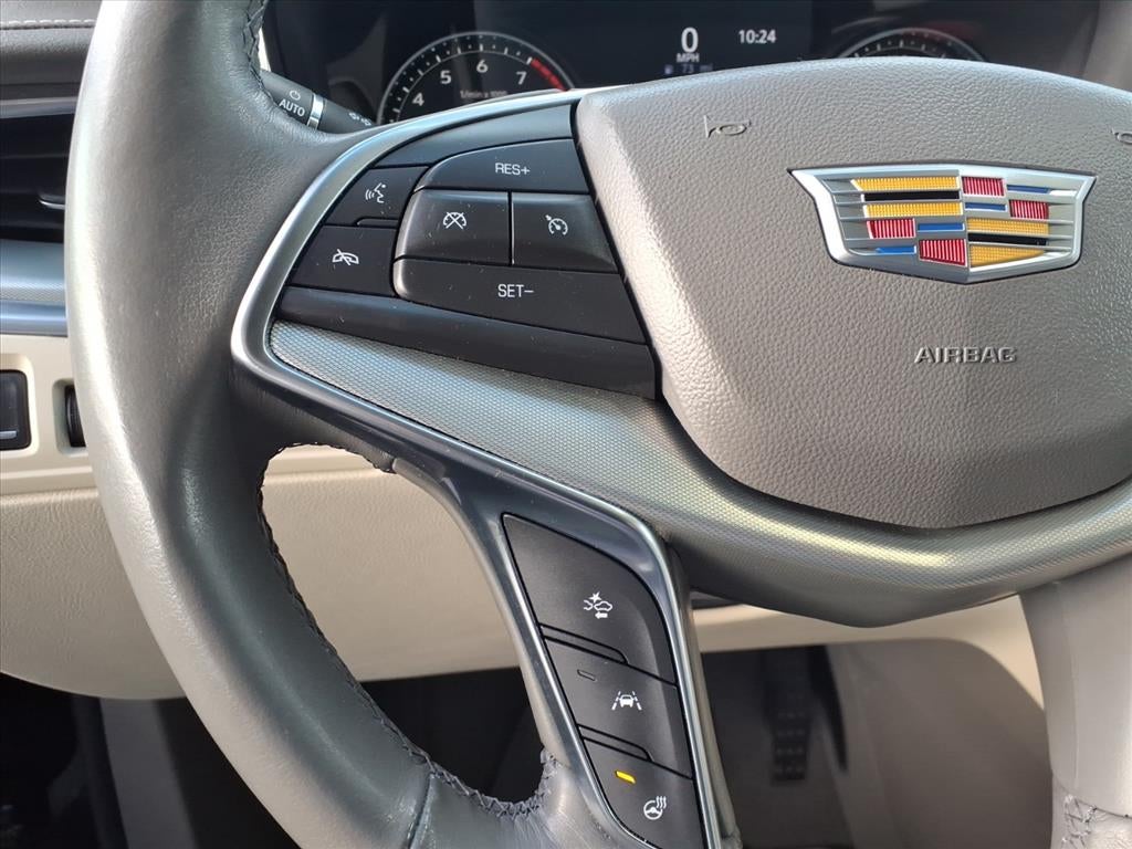 2022 Cadillac XT5 Premium Luxury