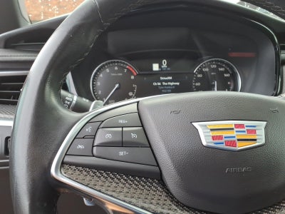 2024 Cadillac XT5 Sport