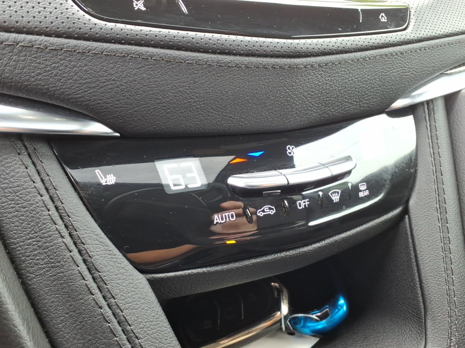 2024 Cadillac XT5 Sport