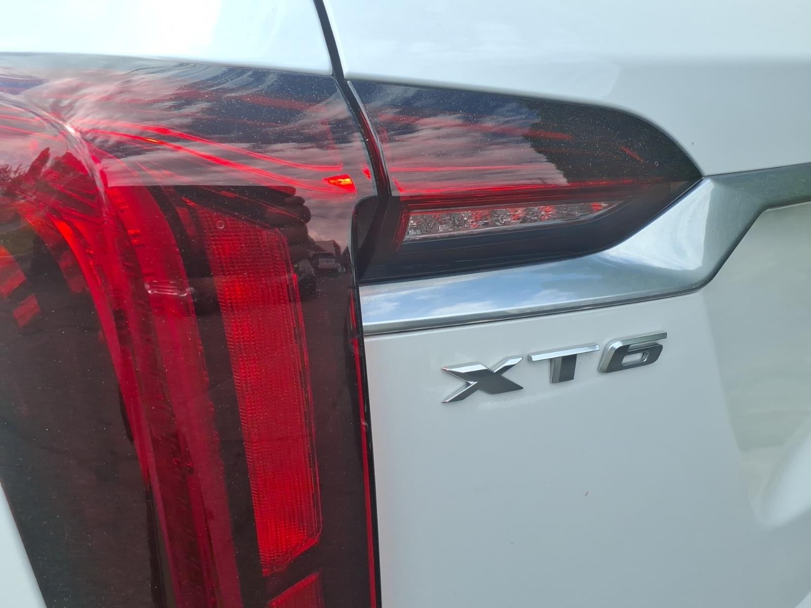 2023 Cadillac XT6 Luxury