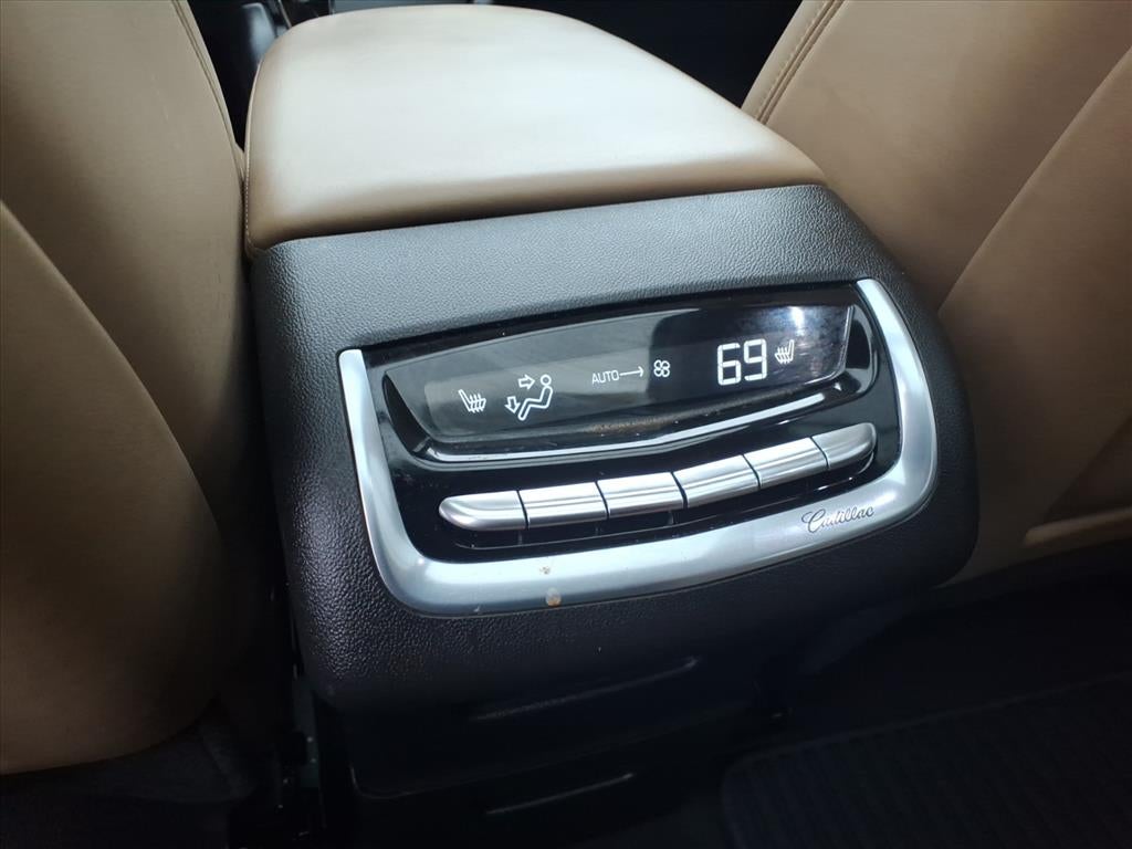 2023 Cadillac XT6 Sport