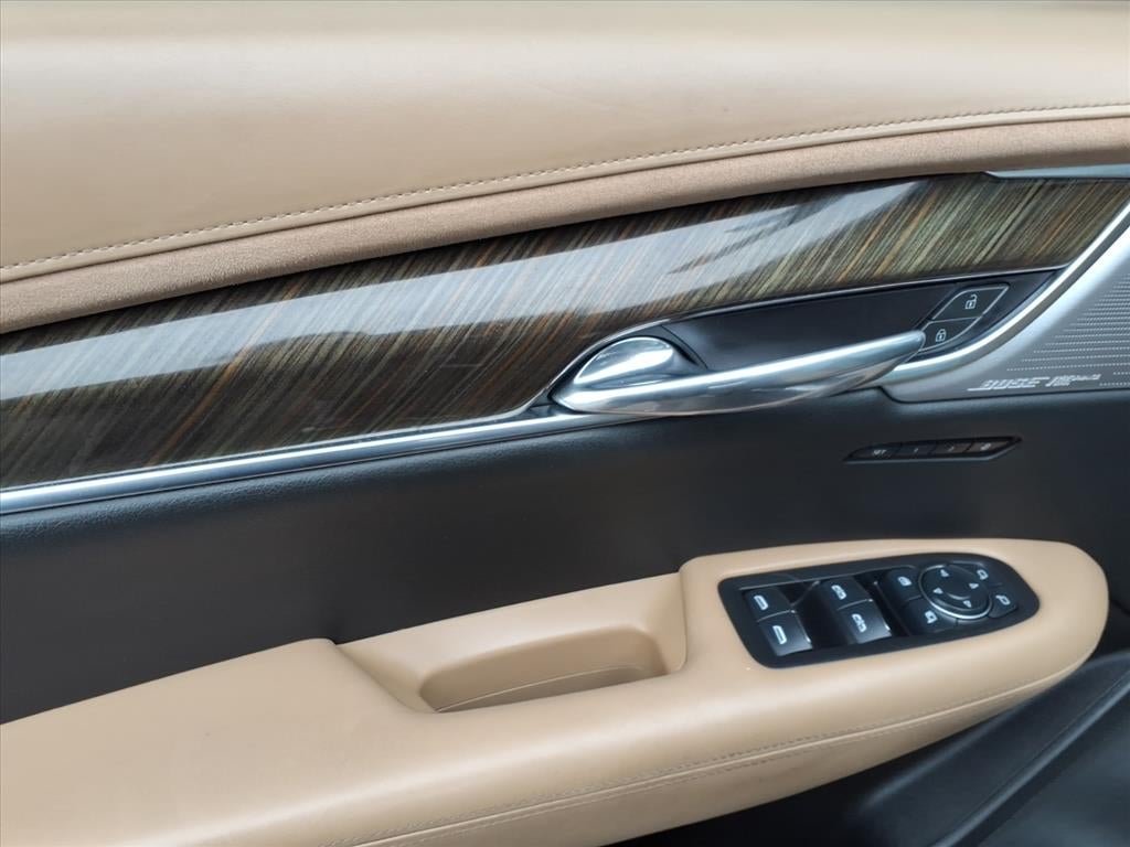 2023 Cadillac XT6 Sport