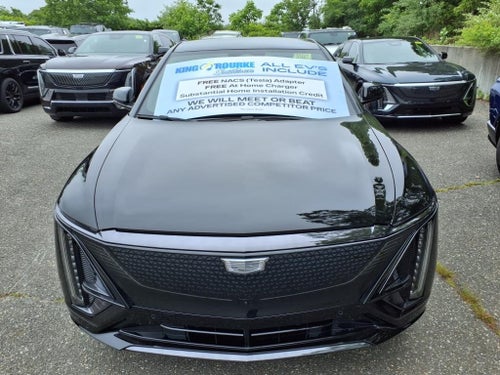 2025 Cadillac LYRIQ Luxury 1