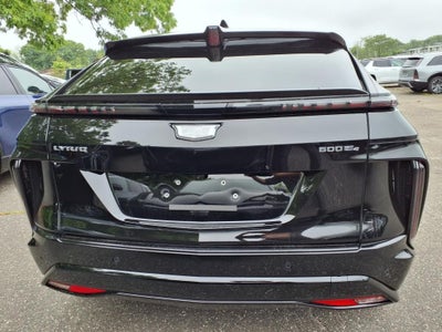 2025 Cadillac LYRIQ Luxury 1