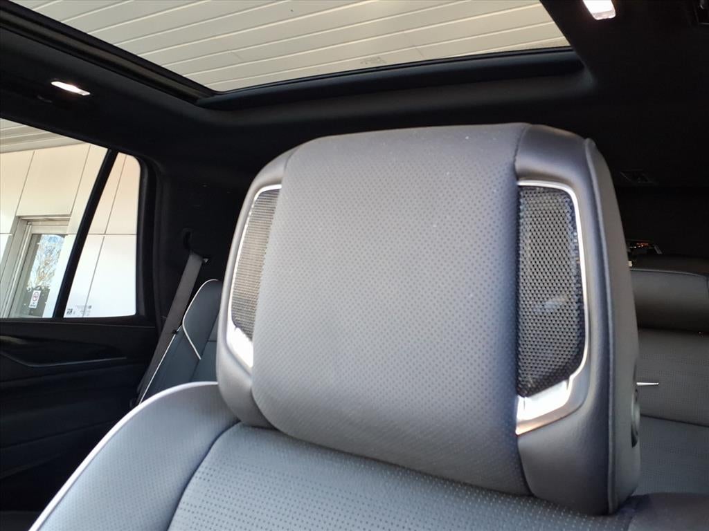 2024 Cadillac Escalade Sport