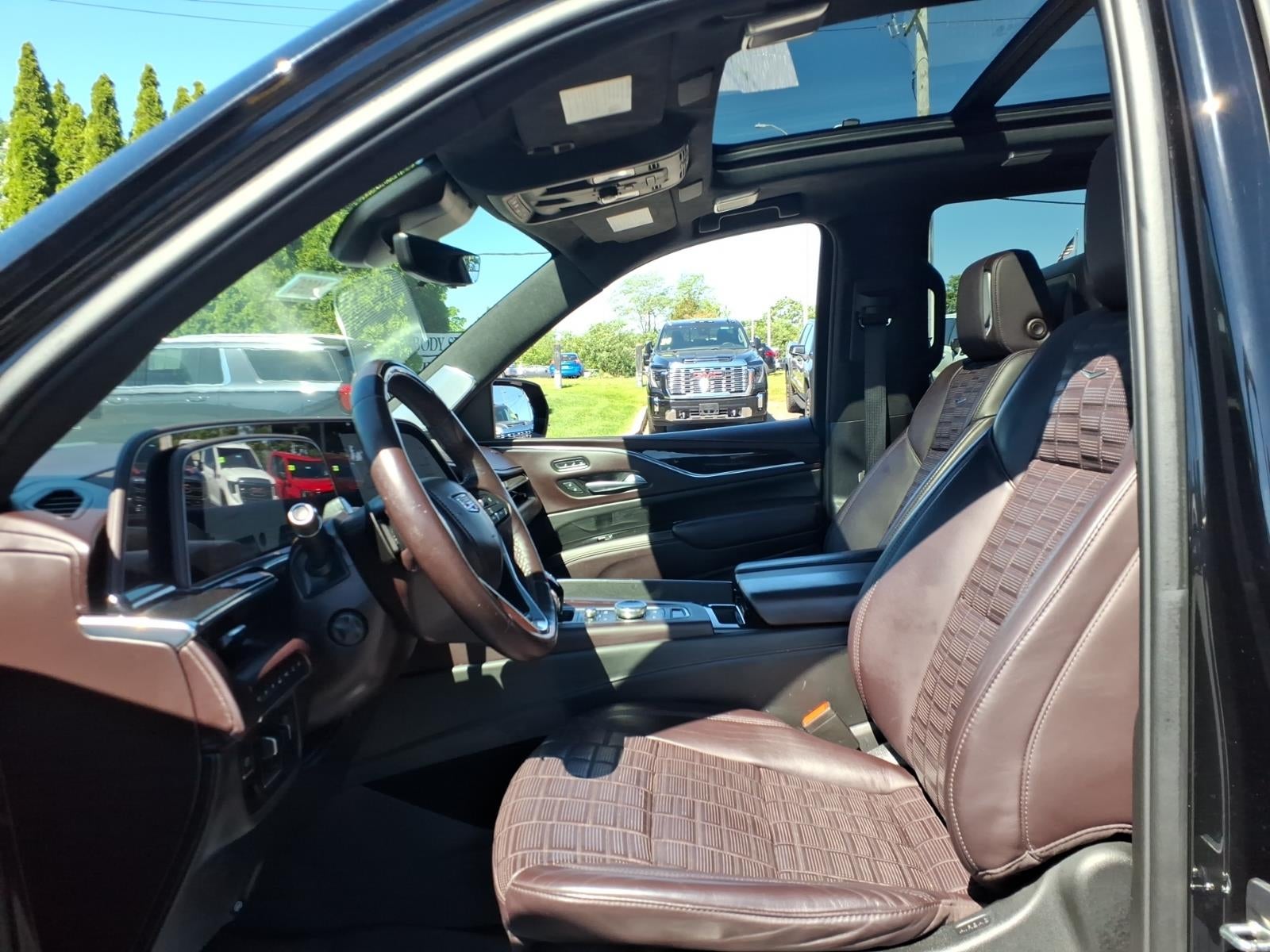 2023 Cadillac Escalade Sport Platinum