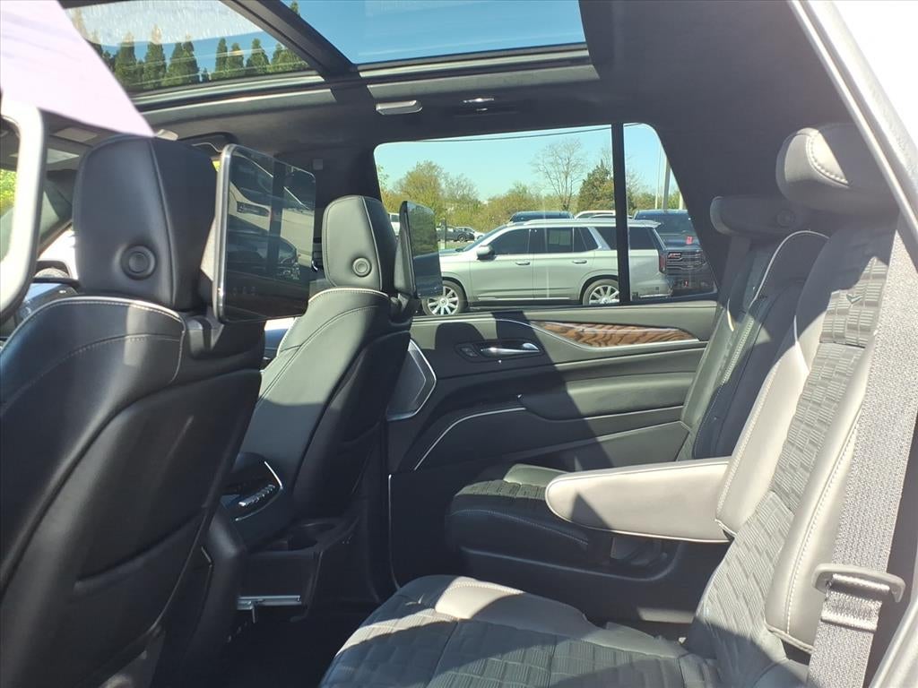 2024 Cadillac Escalade Sport Platinum