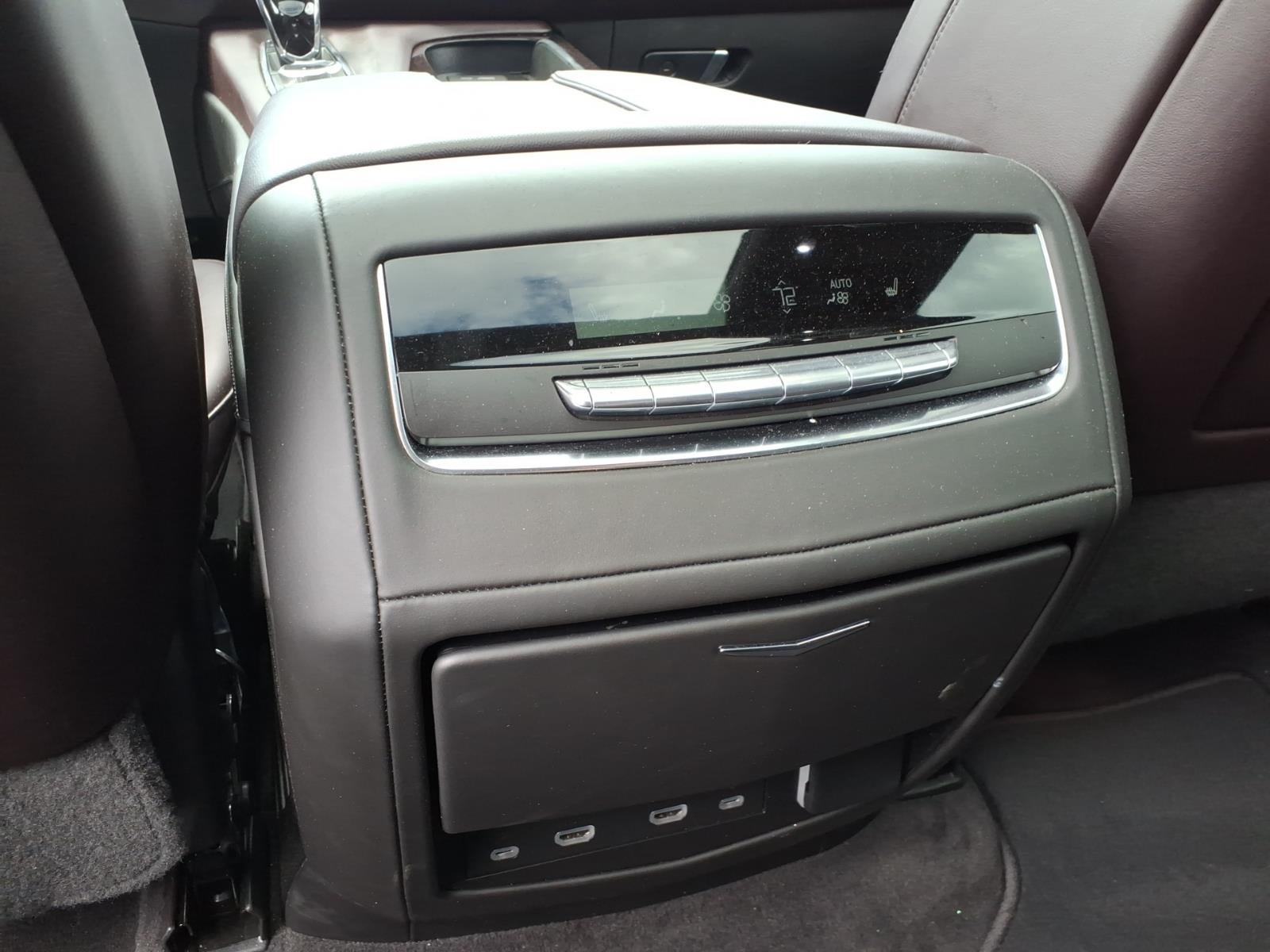 2023 Cadillac Escalade ESV 4WD Premium Luxury Platinum