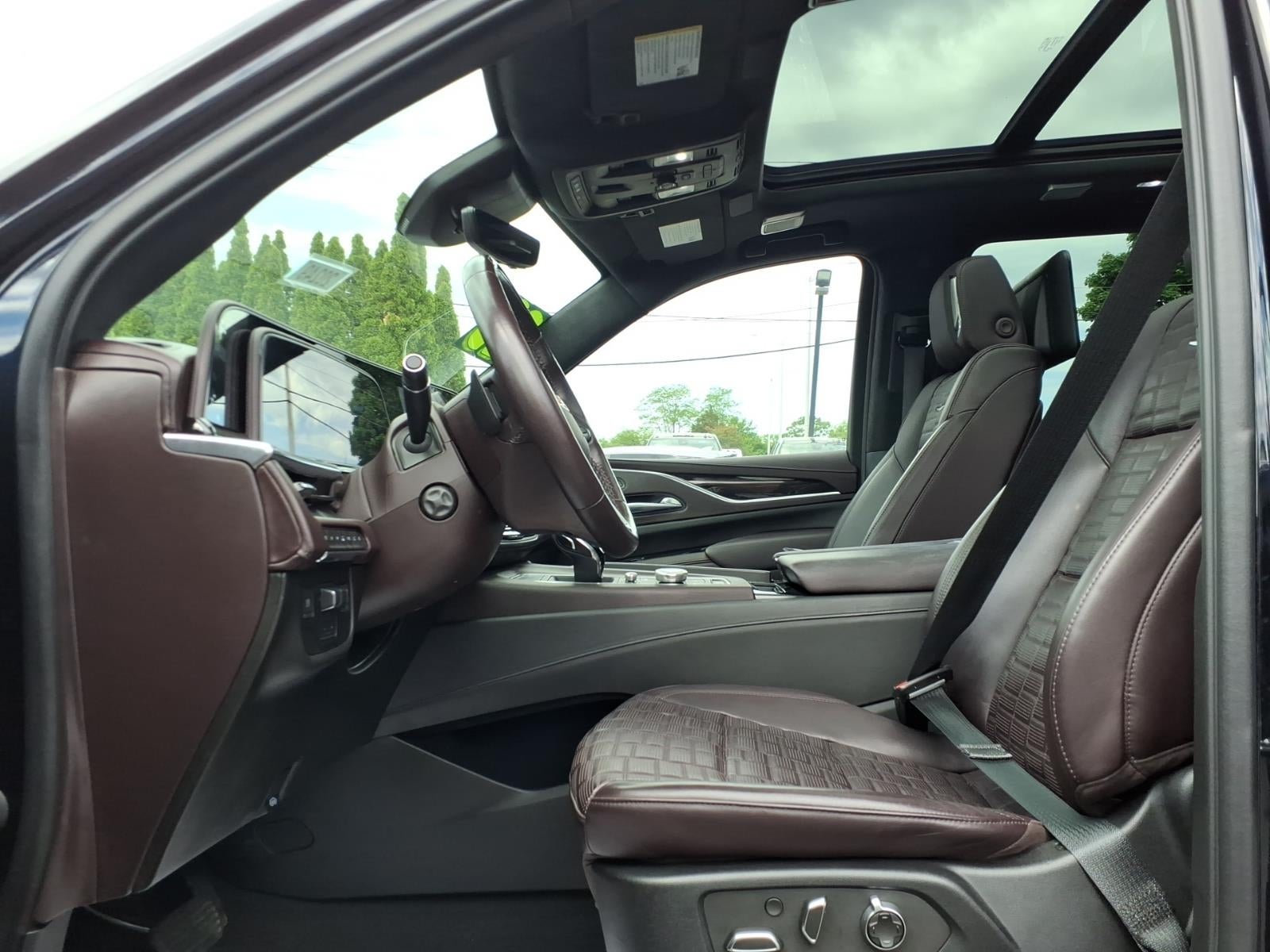 2023 Cadillac Escalade ESV 4WD Premium Luxury Platinum