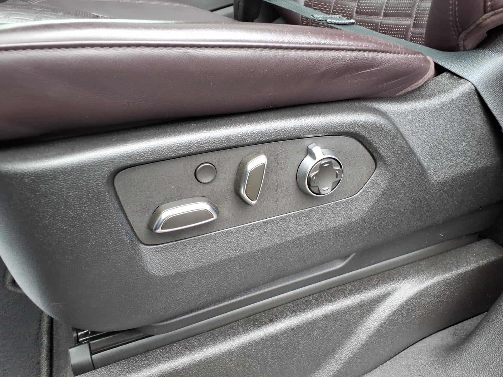 2023 Cadillac Escalade ESV 4WD Premium Luxury Platinum