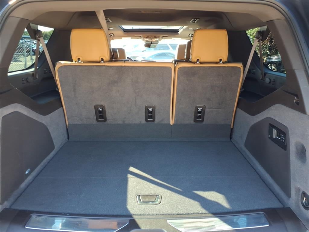 2023 Cadillac Escalade ESV Sport