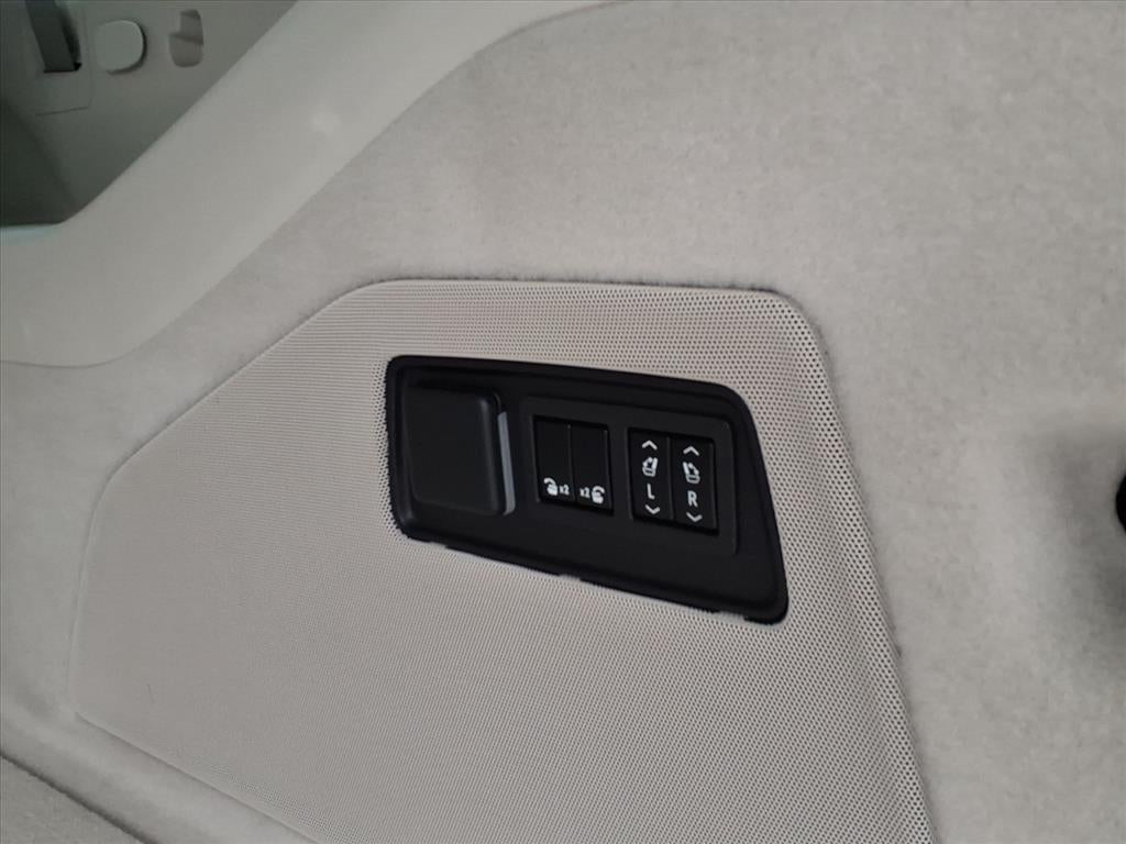 2023 Cadillac Escalade ESV Sport Platinum