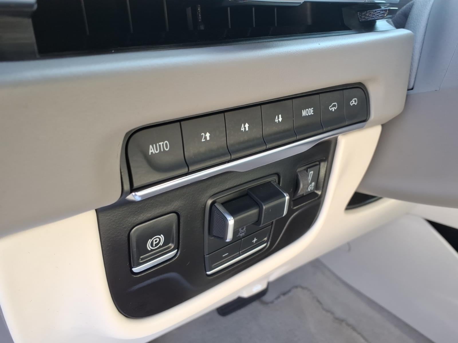 2025 Cadillac Escalade ESV Sport Platinum
