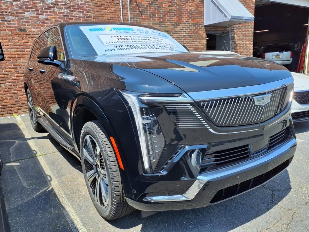 2025 Cadillac ESCALADE IQ Luxury 2