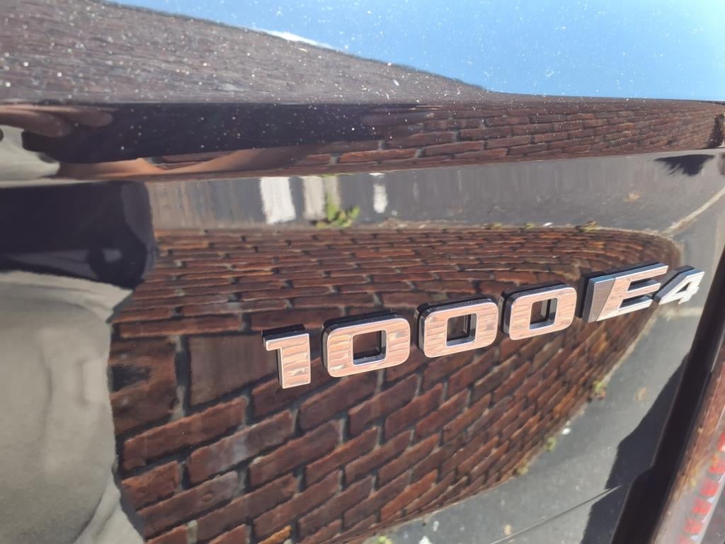 2025 Cadillac ESCALADE IQ Luxury 2