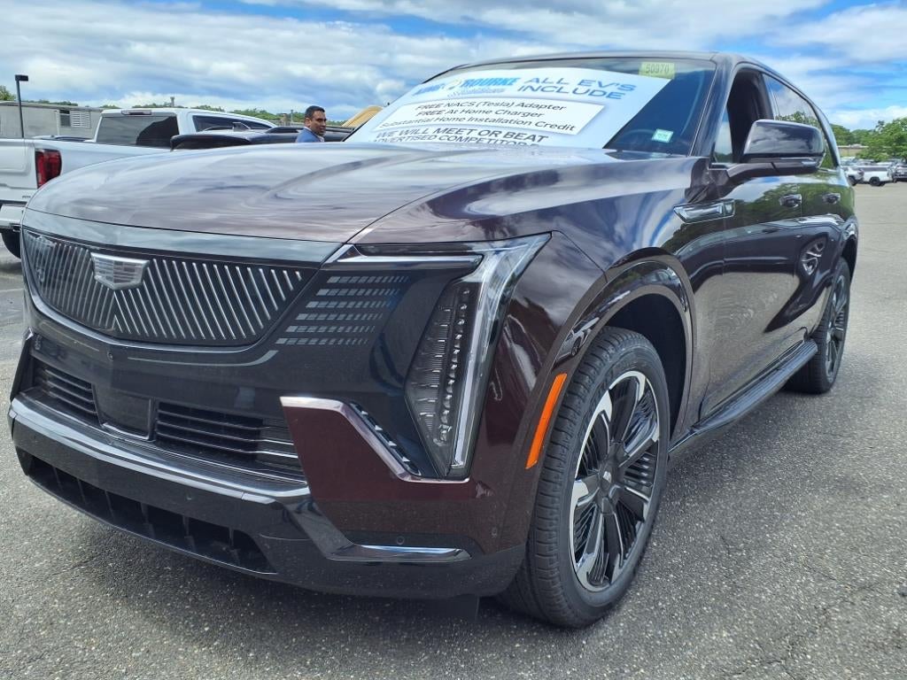 2025 Cadillac ESCALADE IQ Sport 1