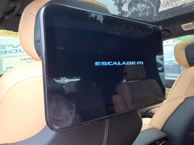 2025 Cadillac ESCALADE IQ Sport 2