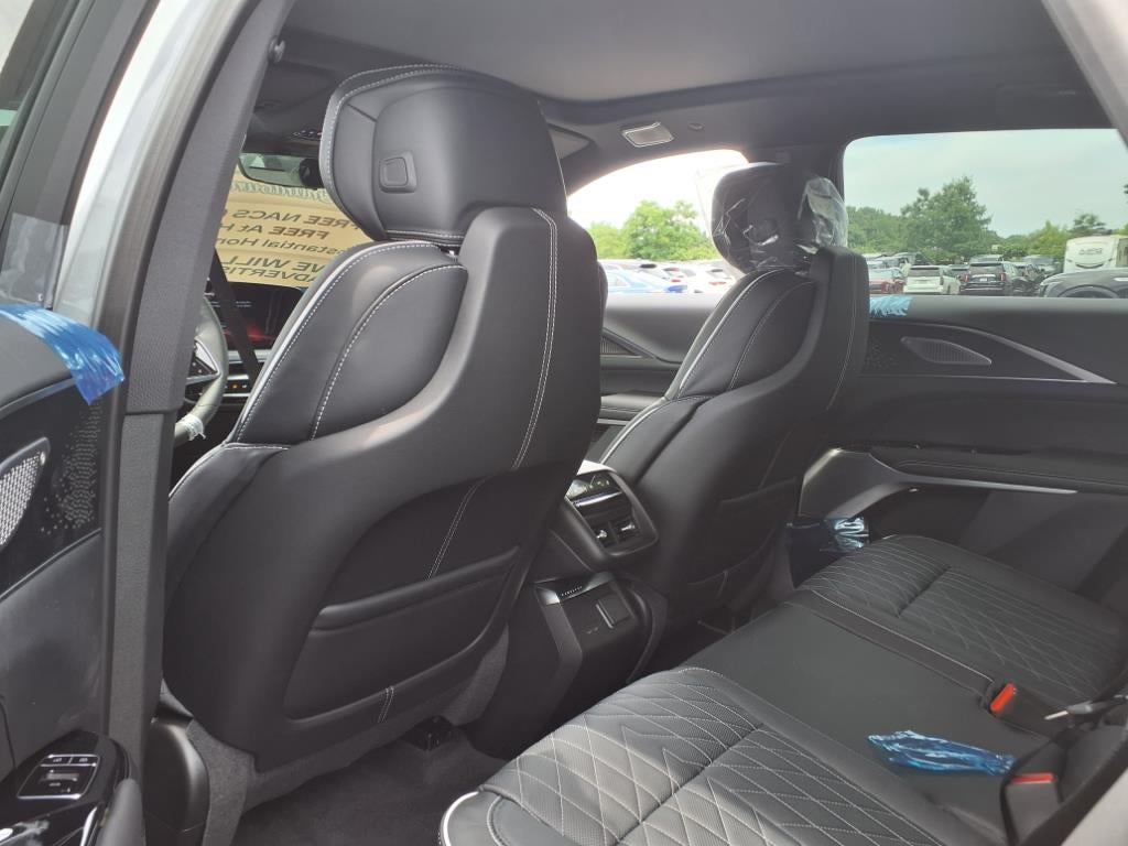 2026 Cadillac LYRIQ V-Series Premium