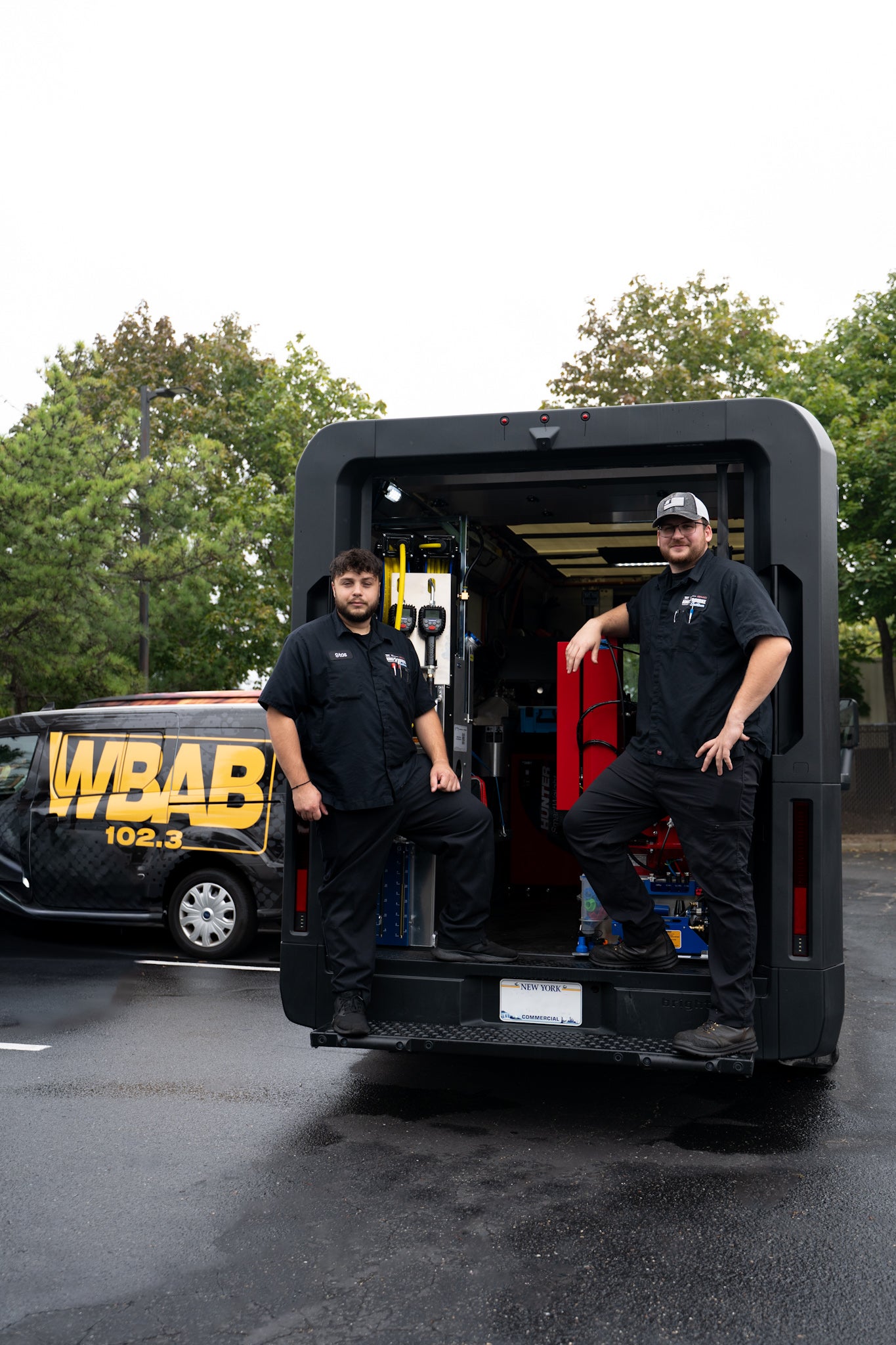 Mobile service at workplace lot