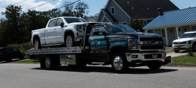 24/7 emergency towing service