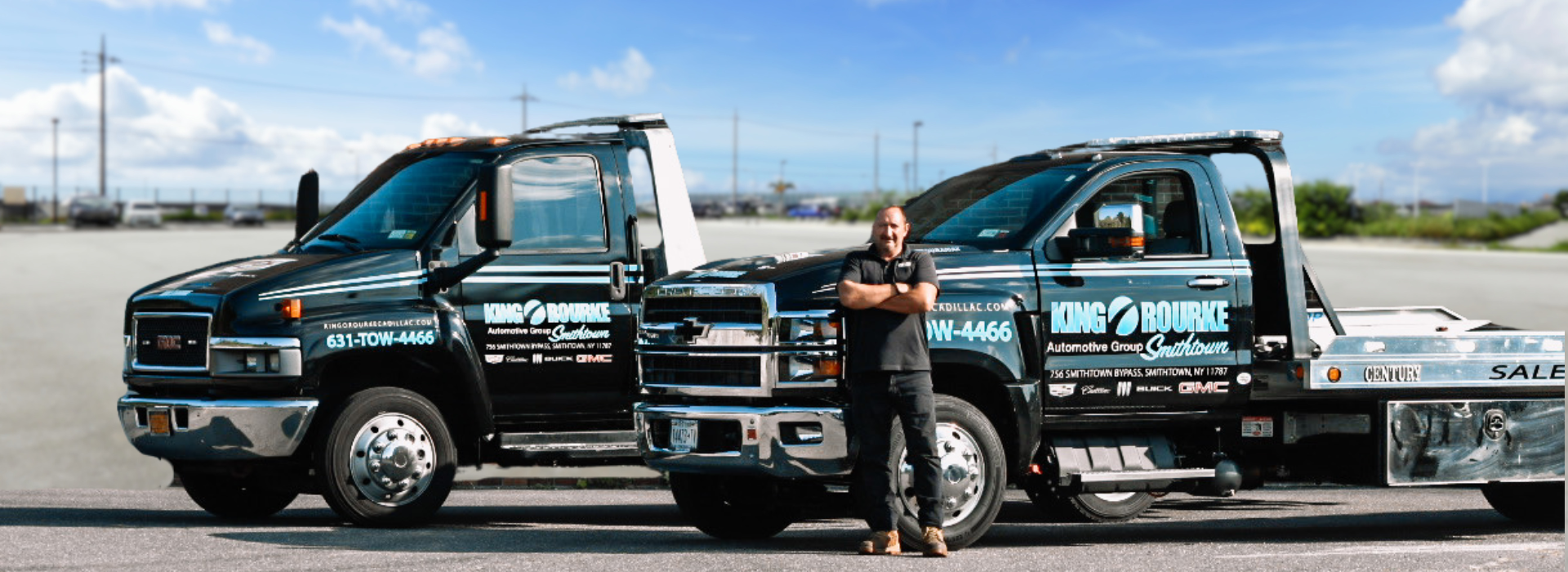 Tow truck providing 24/7 towing and roadside assistance on Long Island